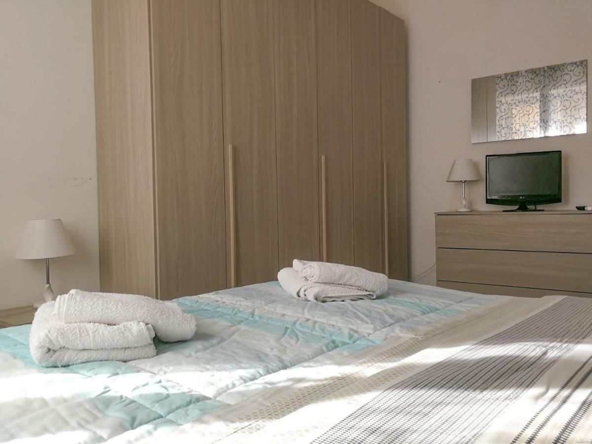 Metro Guest House 2 Naples Extérieur photo