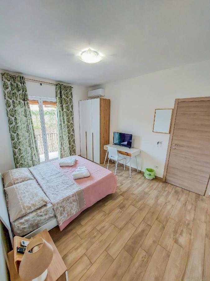 Metro Guest House 2 Naples Extérieur photo