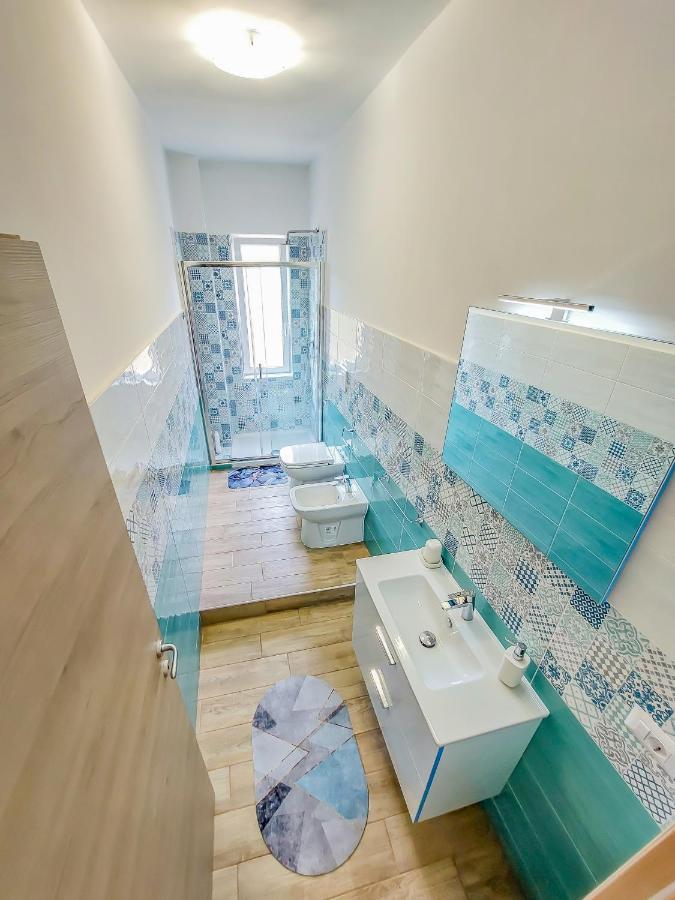 Metro Guest House 2 Naples Extérieur photo